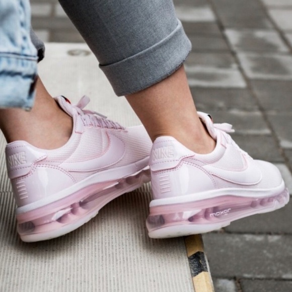 NWT??Nike Air Max Zero SE pink NWT NWT??Nike Air Max Zero SE pink NWT